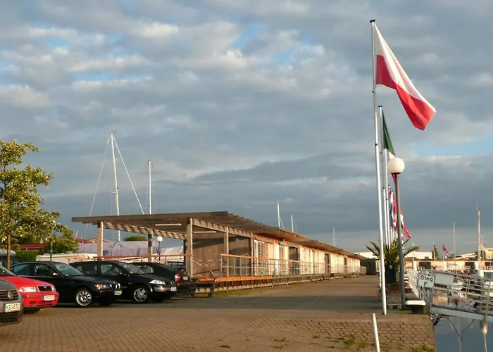 Floating - Schwimmende - Haus 1 * Kröslin